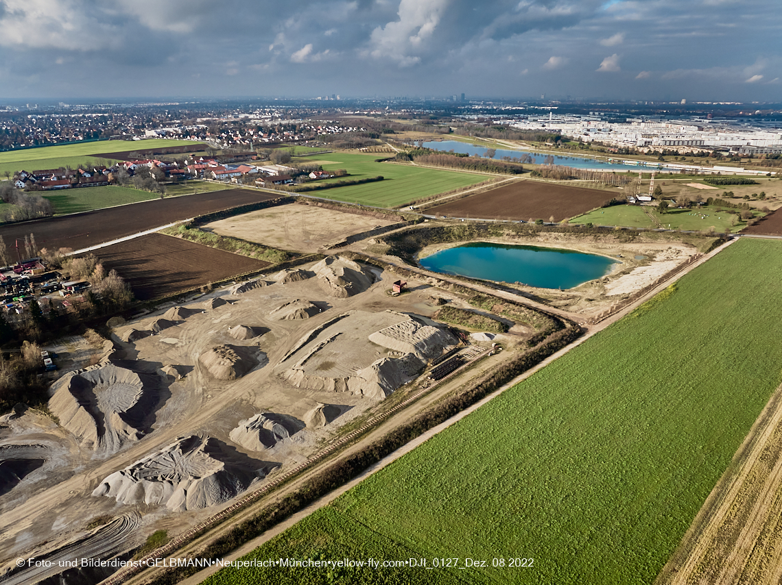 08.12.2022 - Quetschwerk - DEMOS-Wohnbau - Bauplatz in Gronsdorf 08.12.2022 - Quetschwerk - DEMOS-Wohnbau - Bauplatz in Gronsdorf